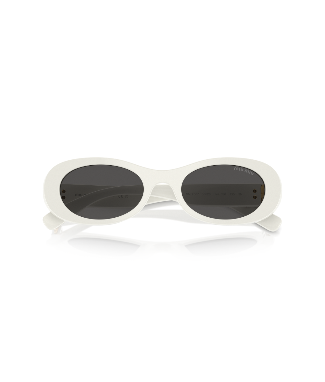 White Ivory-Dark Gray