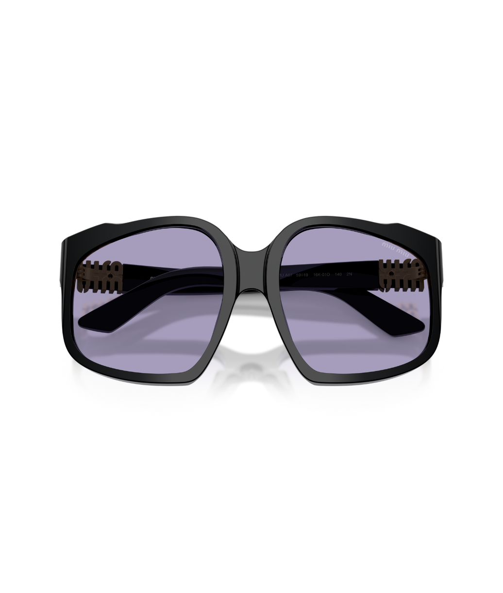 Black-Violet
