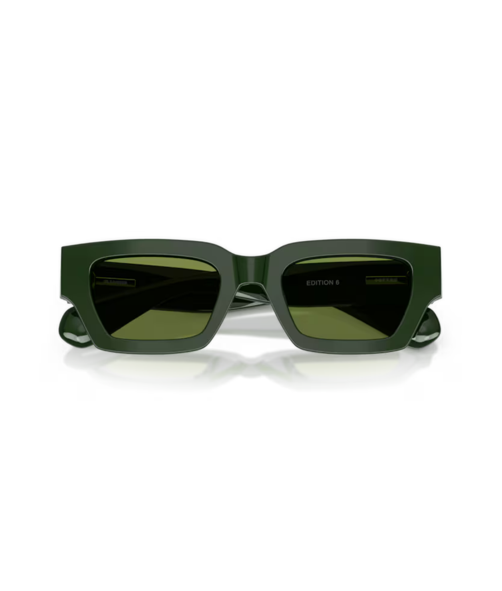 Dark green-Green C