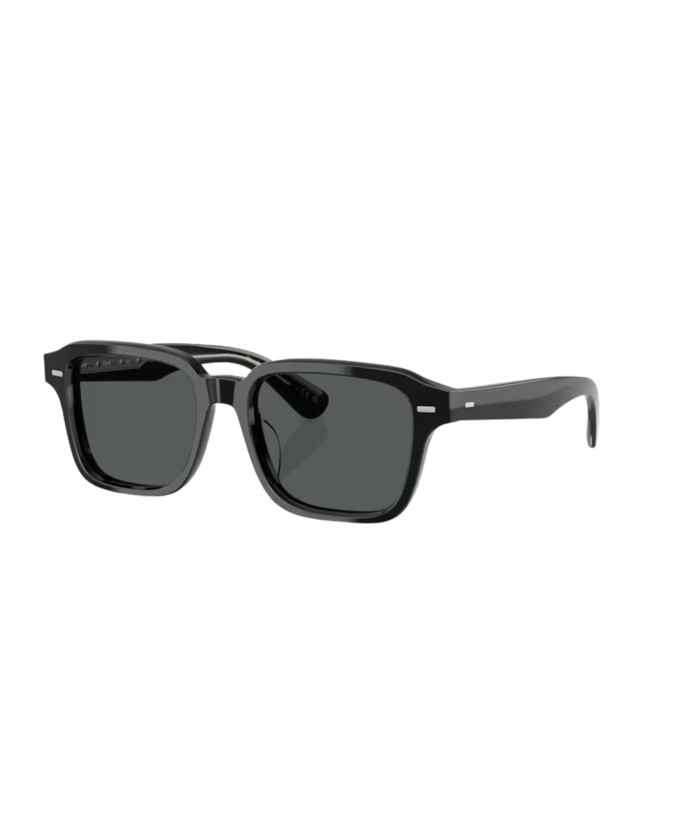 Black-Midnight express polarized