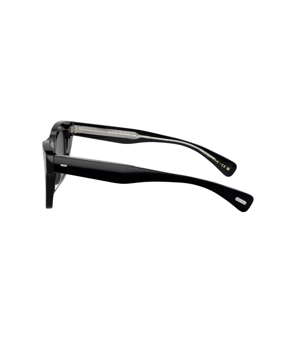Black-Midnight express polarized