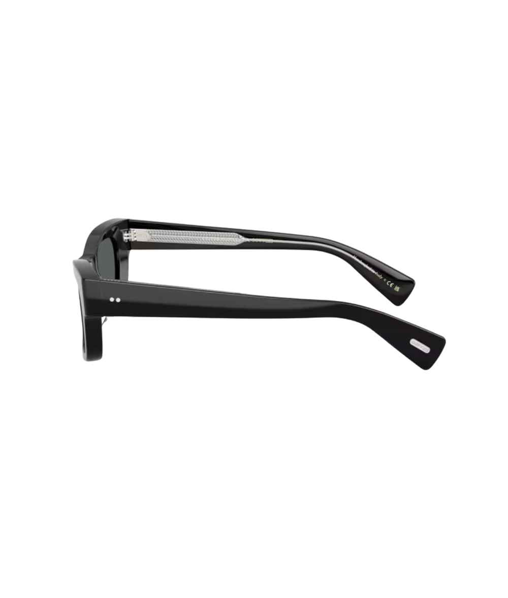 Black-Midnight express polarized