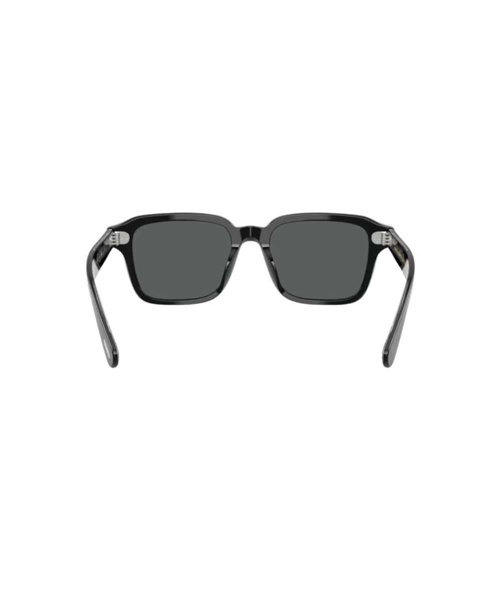 Black-Midnight express polarized