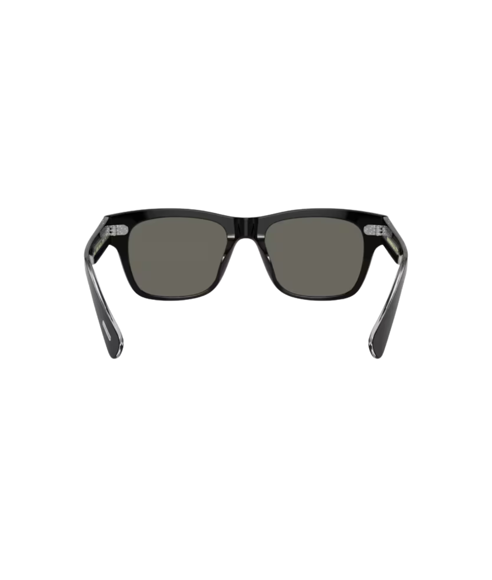 Black-Carbon grey