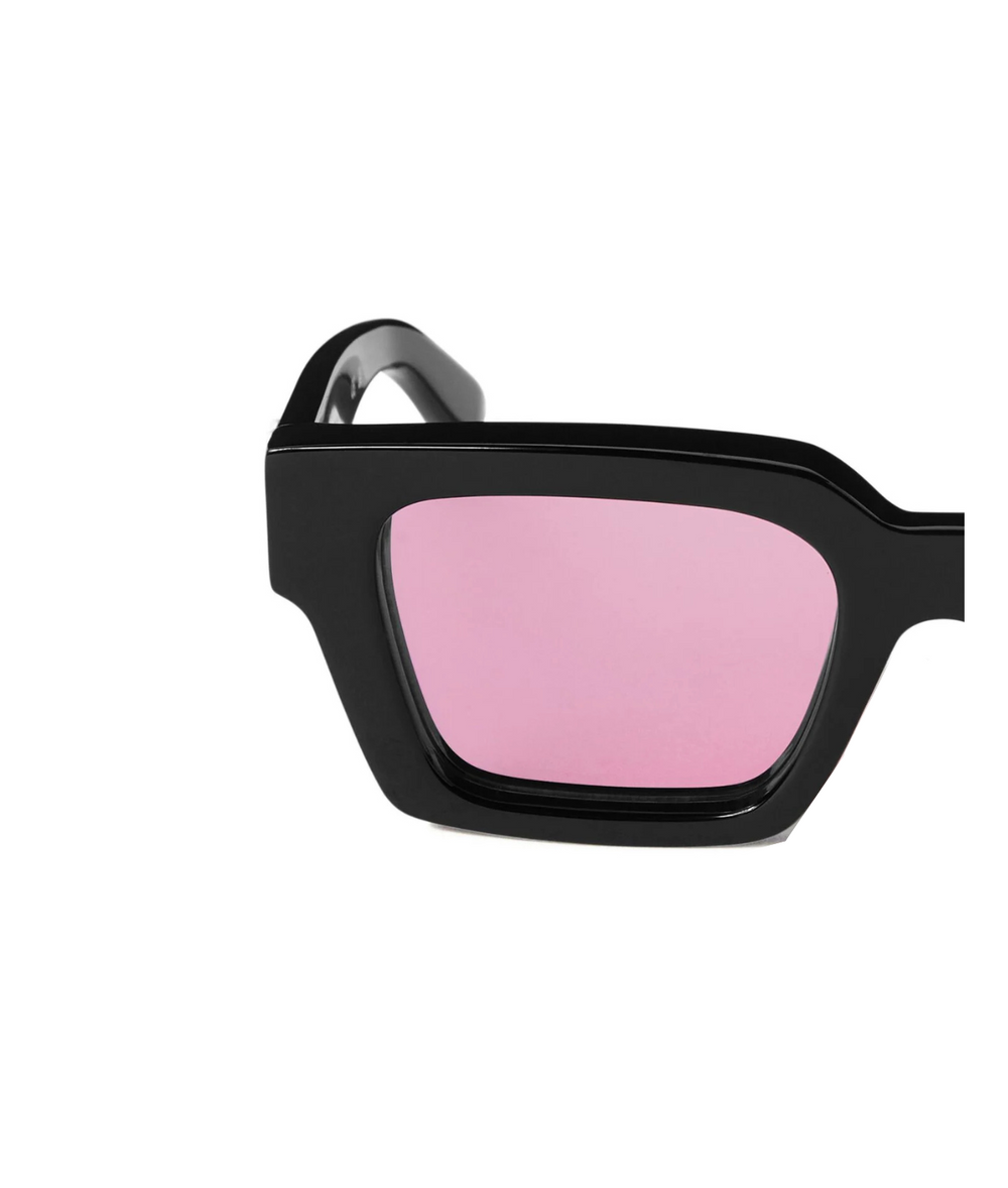 Black-Pink