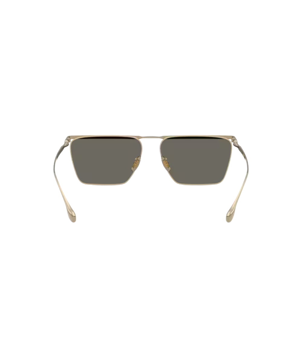 Gold-Carbon Grey