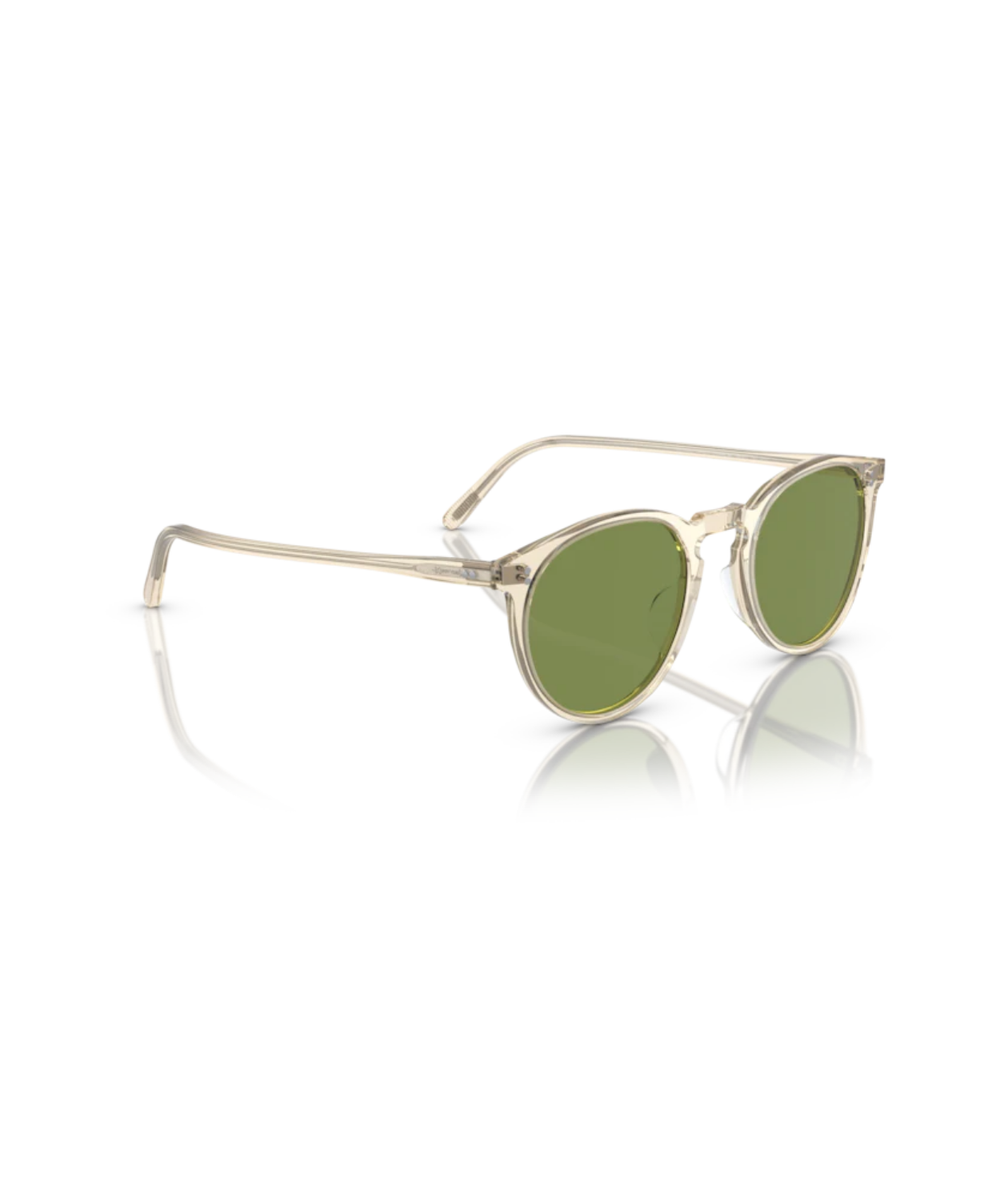 Buff-Green c