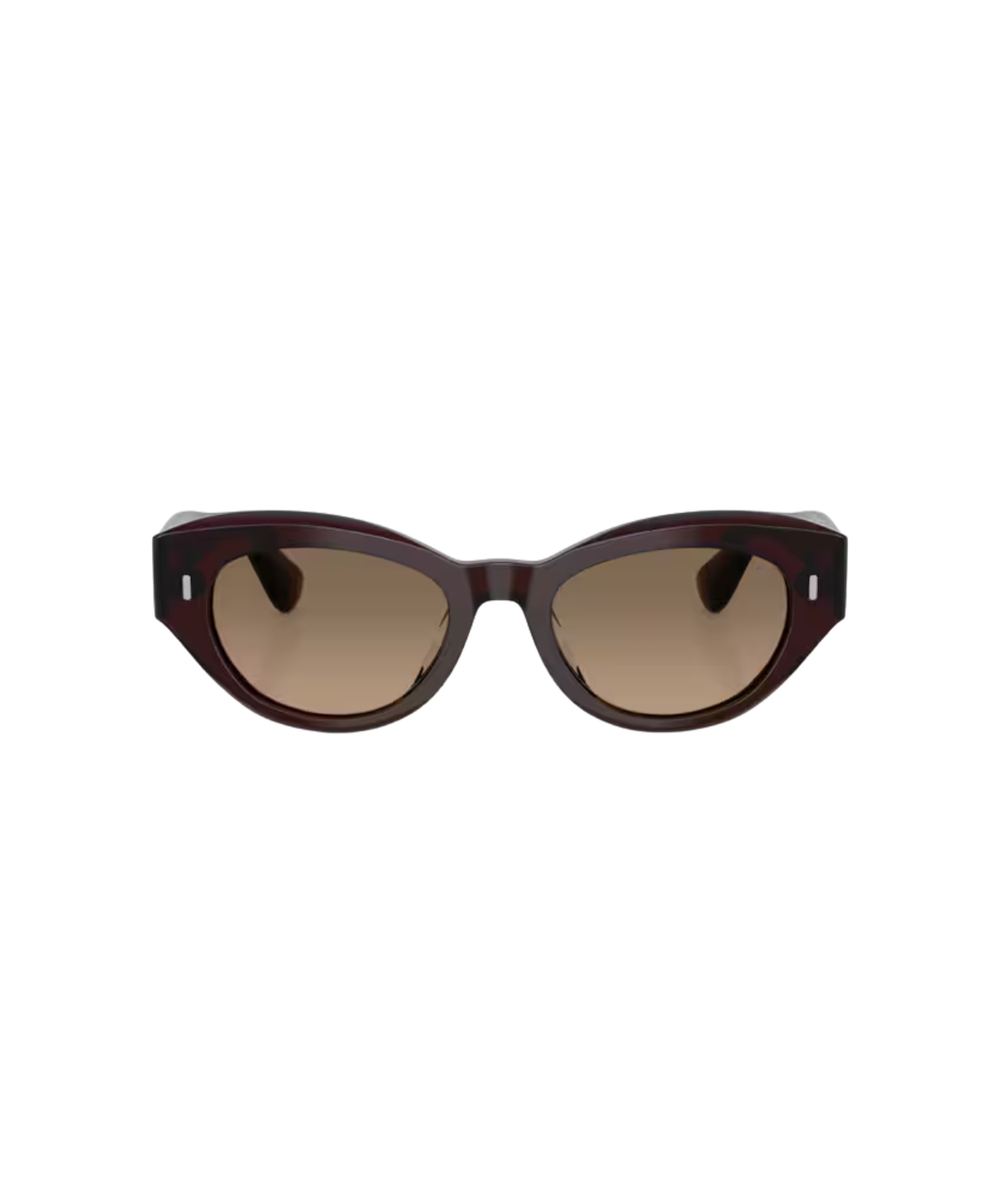 Dark sienna-Sandstone gradient polarized
