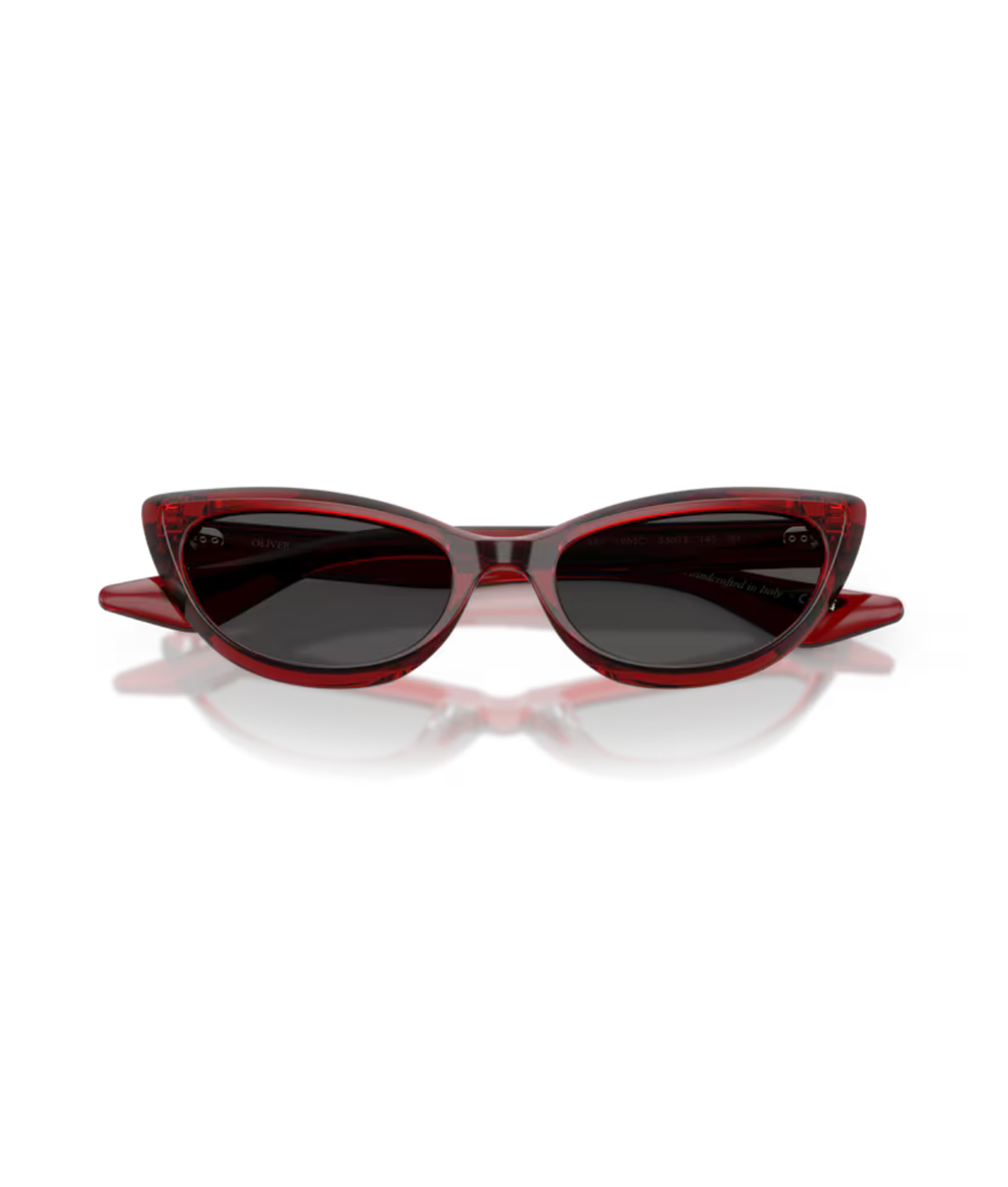 Dark red-Grey