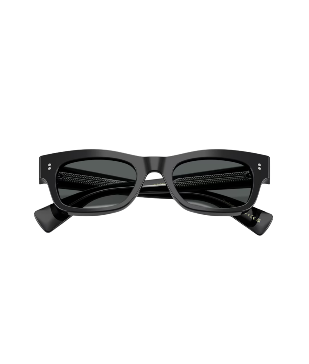 Black-Midnight express polarized