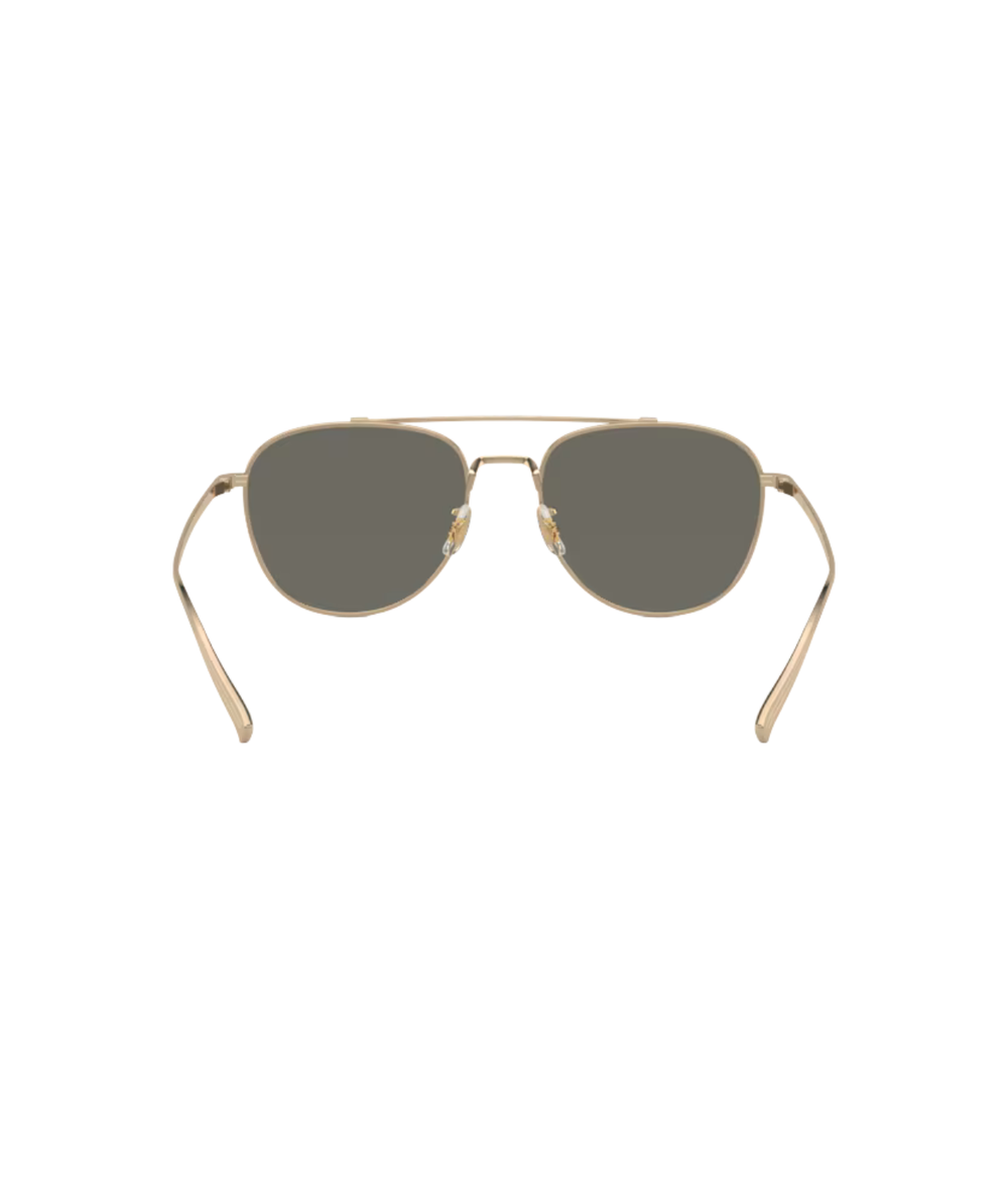 Gold-Carbon Grey