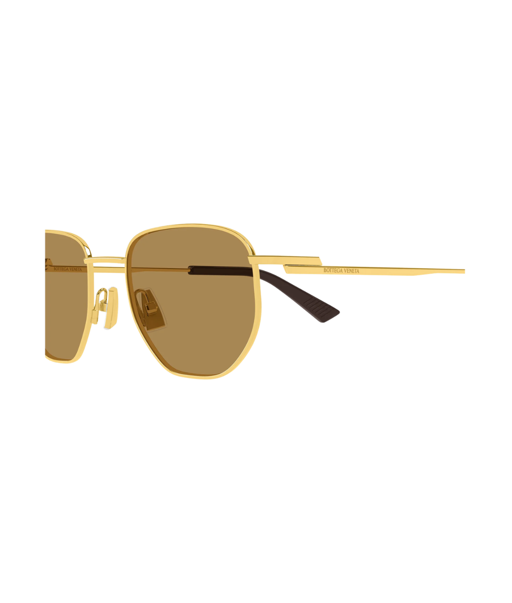 Gold-Brown