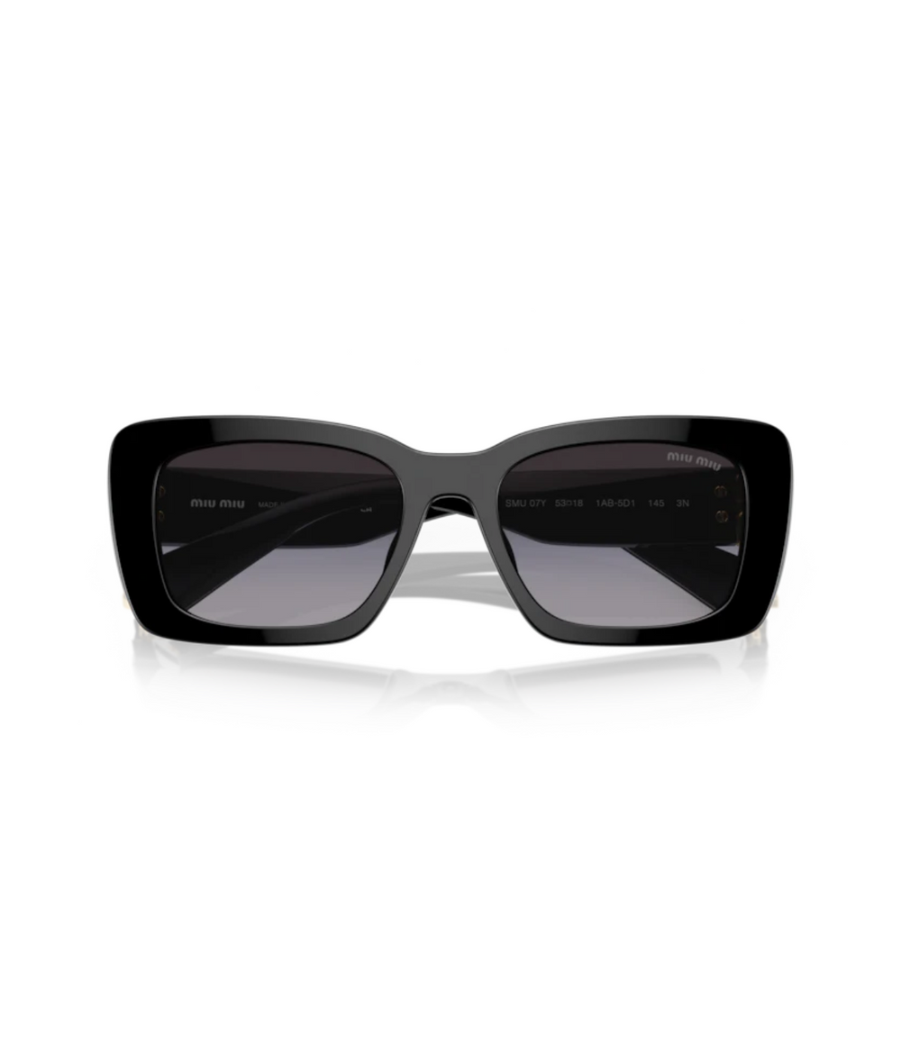 Black-Gradient Grey
