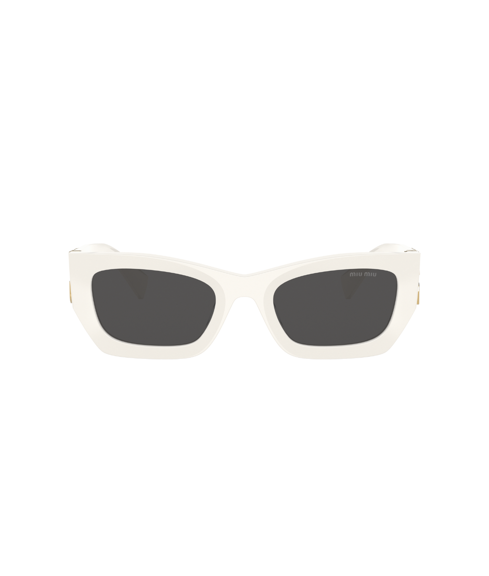 White-Dark grey