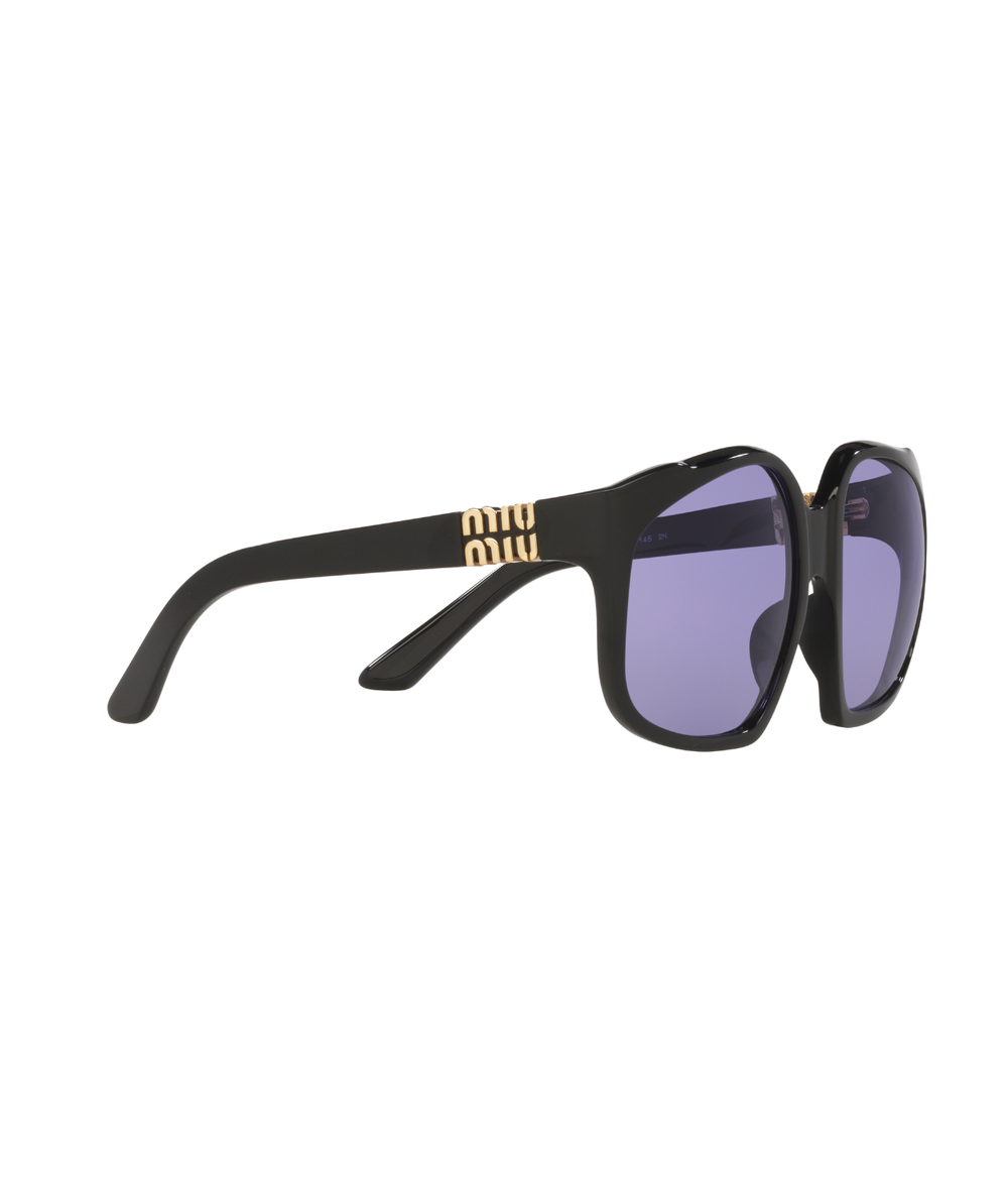 Black-Violet