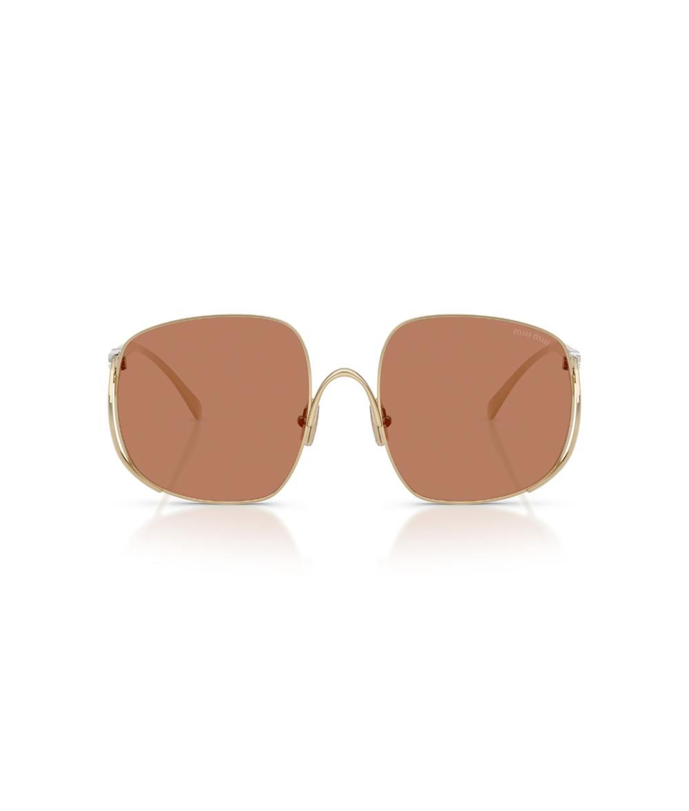 Pale Gold-Brown