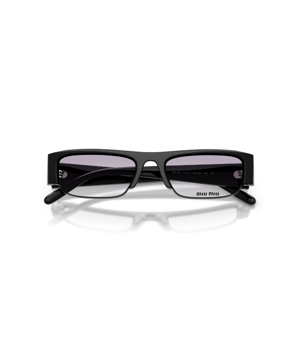 Black-Clear Gradient Dark Grey