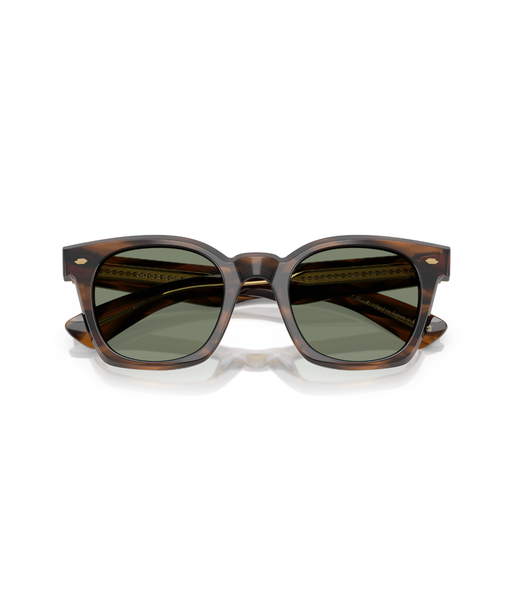 Translucent blue-Cognac