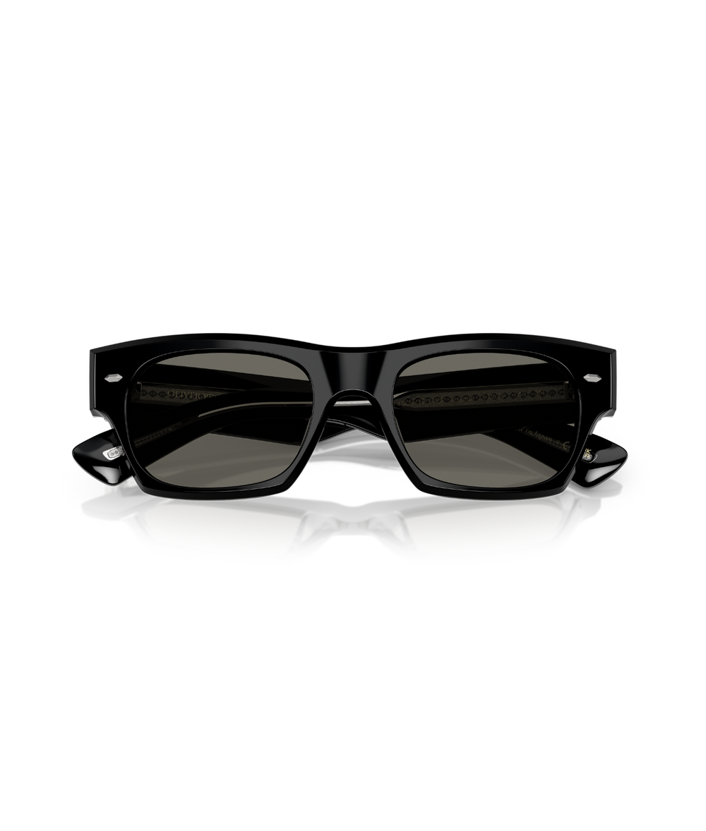 Black-Carbon grey