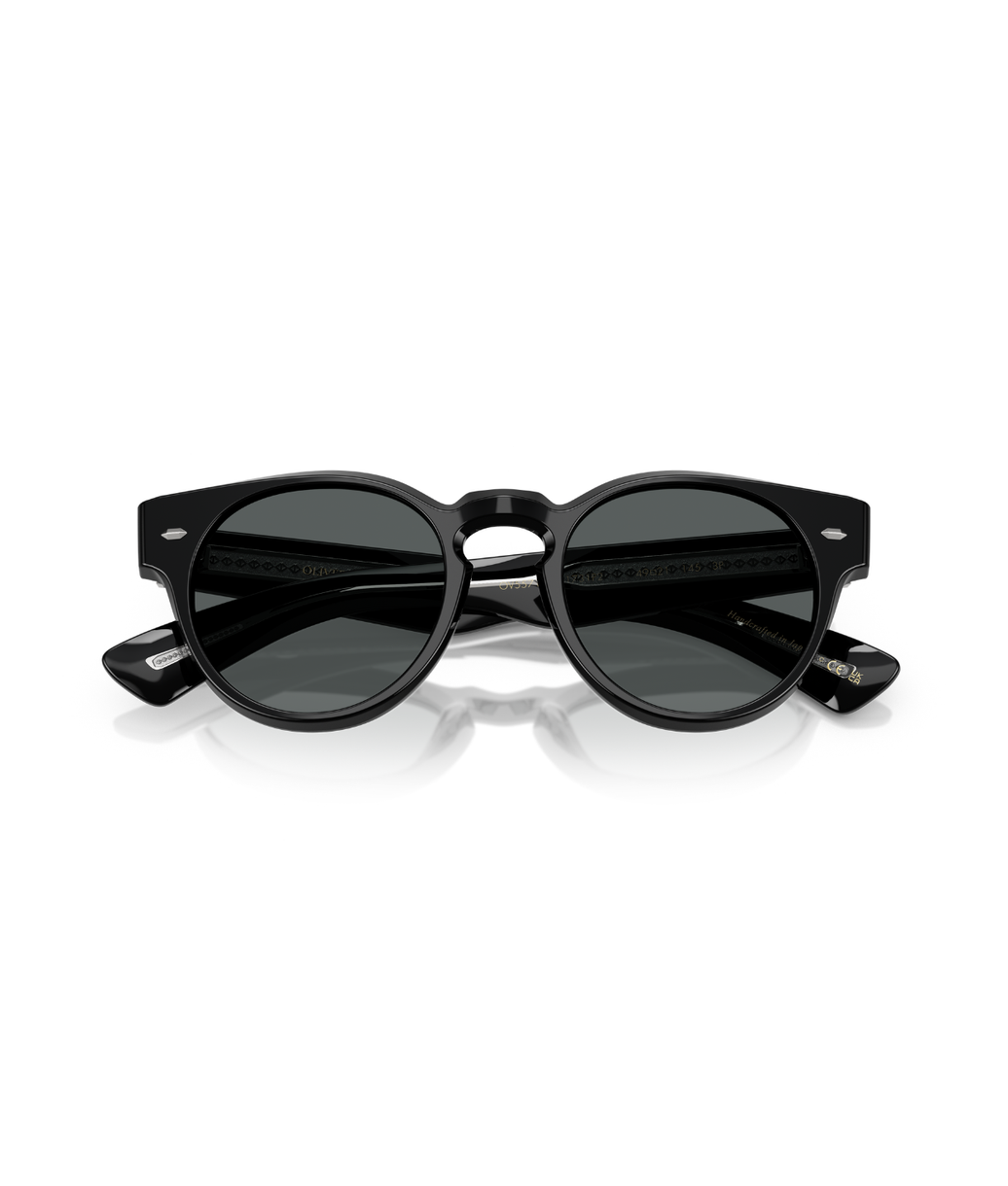 Pure black-Midnight express polar