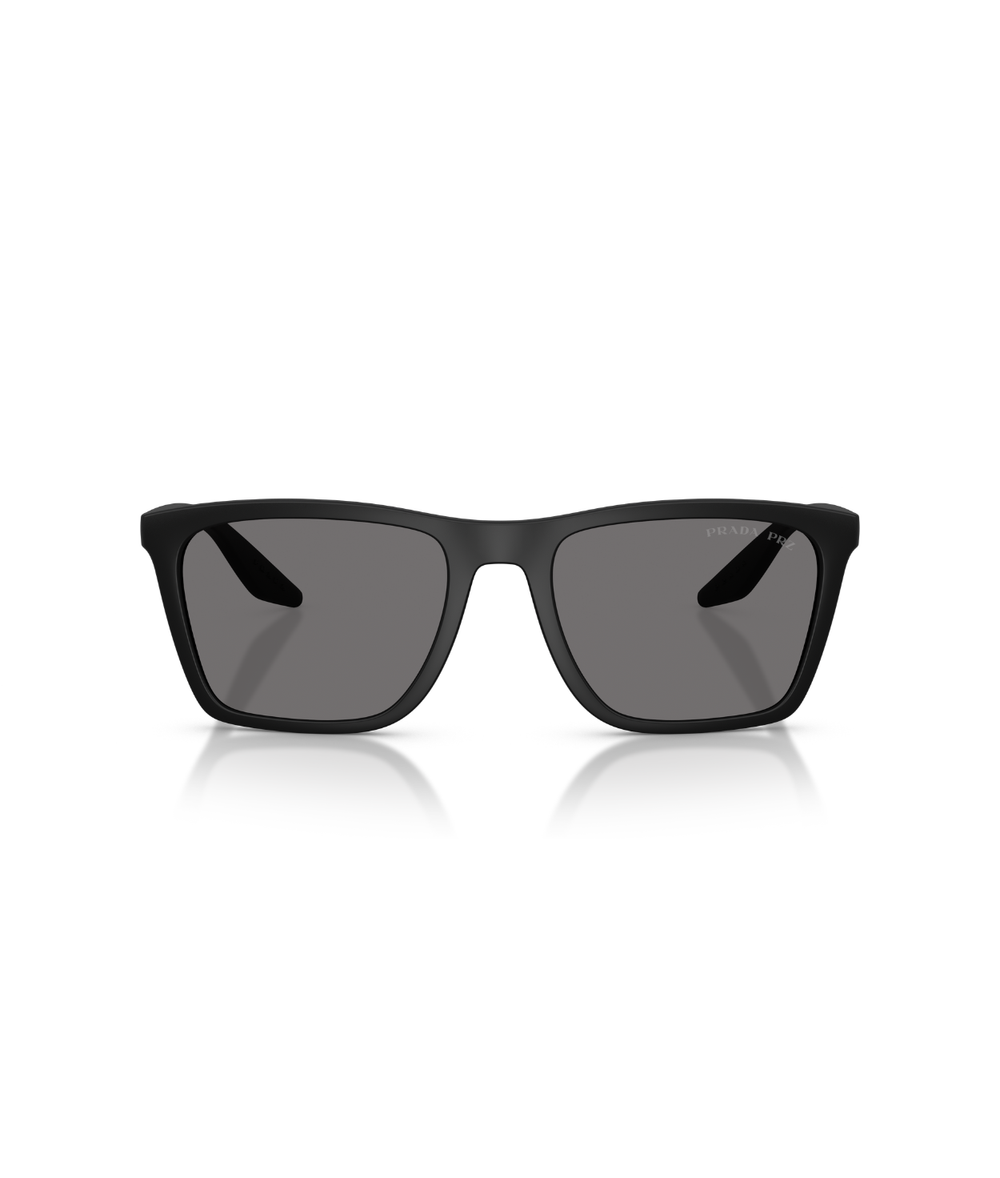 Black-Gradient Grey